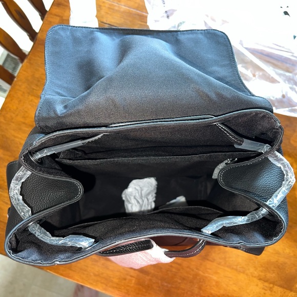 COACH HITCH BACKPACK - Picture 7 of 7